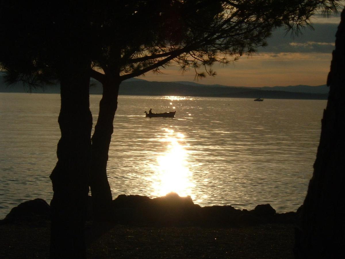 La Villa - Beach House & Rooms Crikvenica Exterior photo
