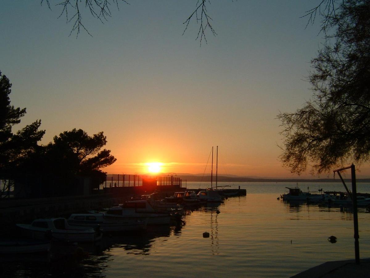 La Villa - Beach House & Rooms Crikvenica Exterior photo