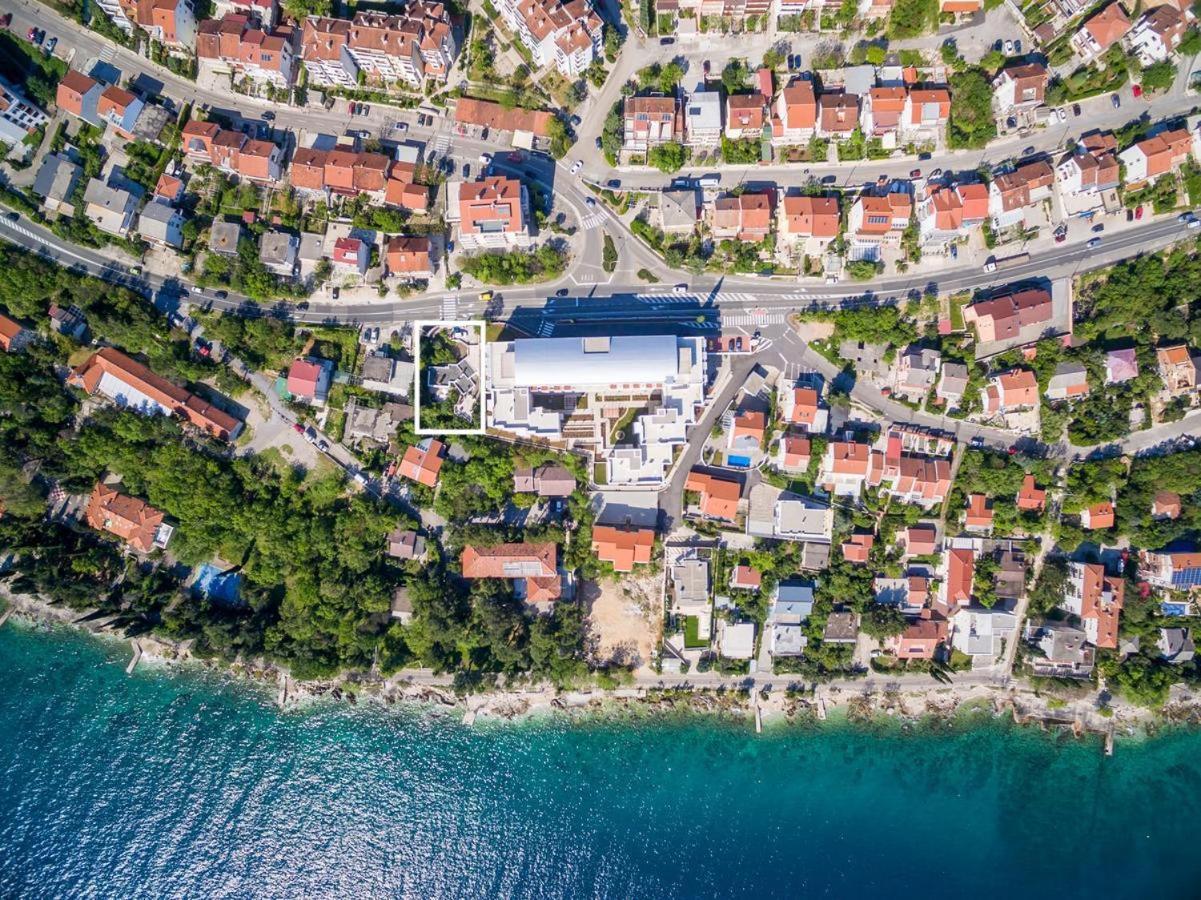 La Villa - Beach House & Rooms Crikvenica Exterior photo