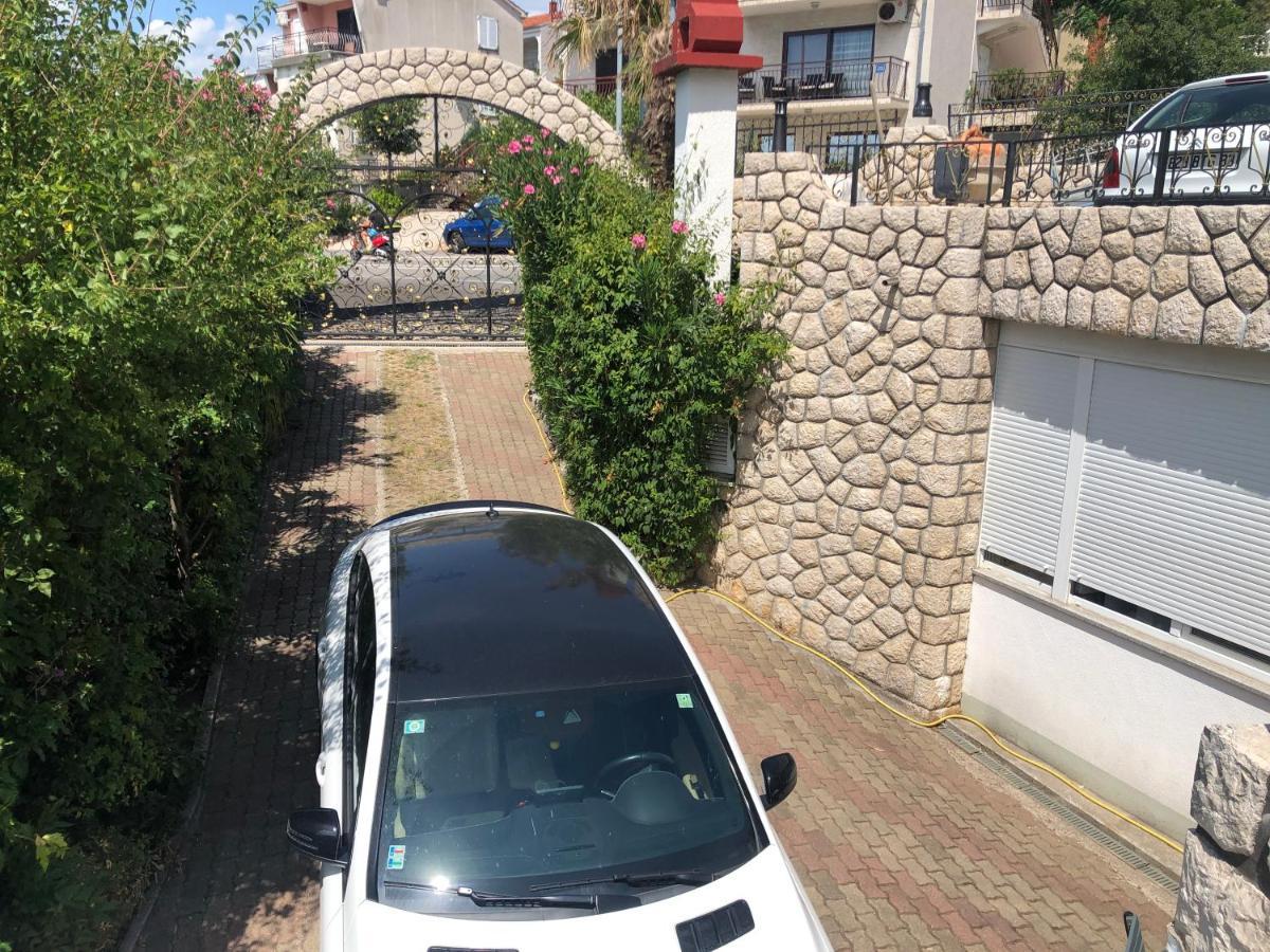 La Villa - Beach House & Rooms Crikvenica Exterior photo